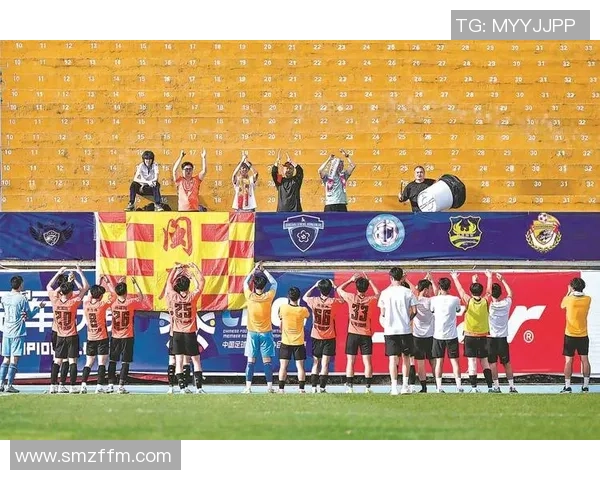 昔日辉煌不再足球巨星坠落凡尘命运背后的辛酸故事