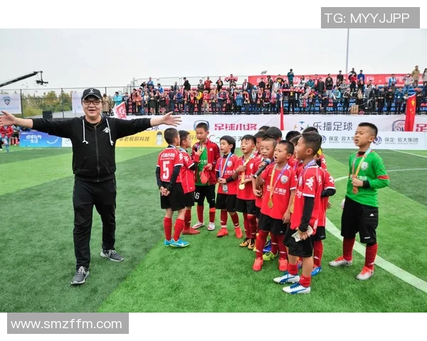 董路中国足球星空杯点燃激情 众星云集共谱足球梦想新篇章 董路中国足球星空杯点燃激情 众星云集共谱足球梦想新篇章